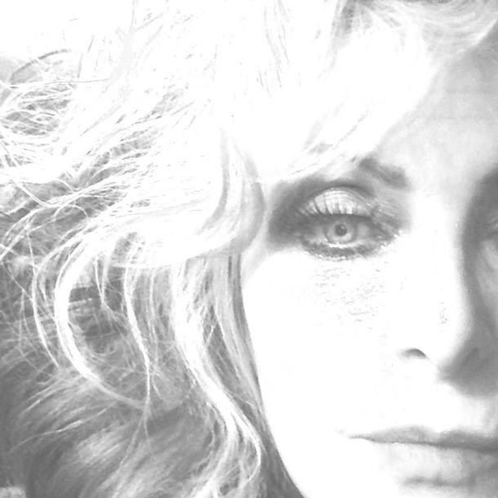 Meet your Posher, Adhara